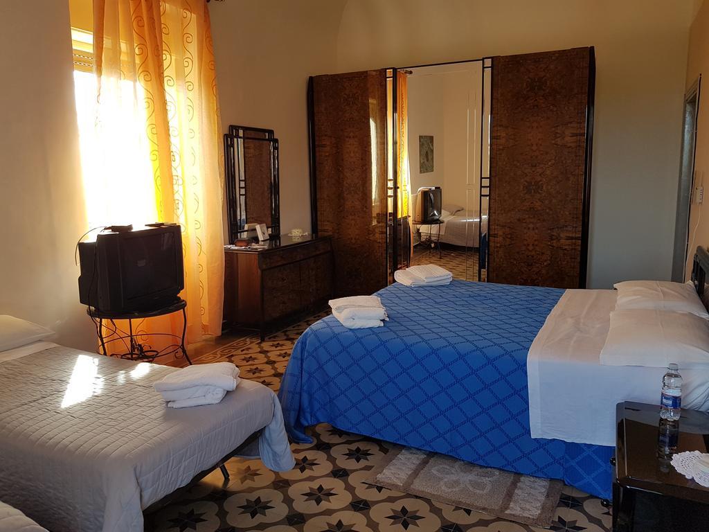 Il Casale Otel Milazzo Dış mekan fotoğraf
