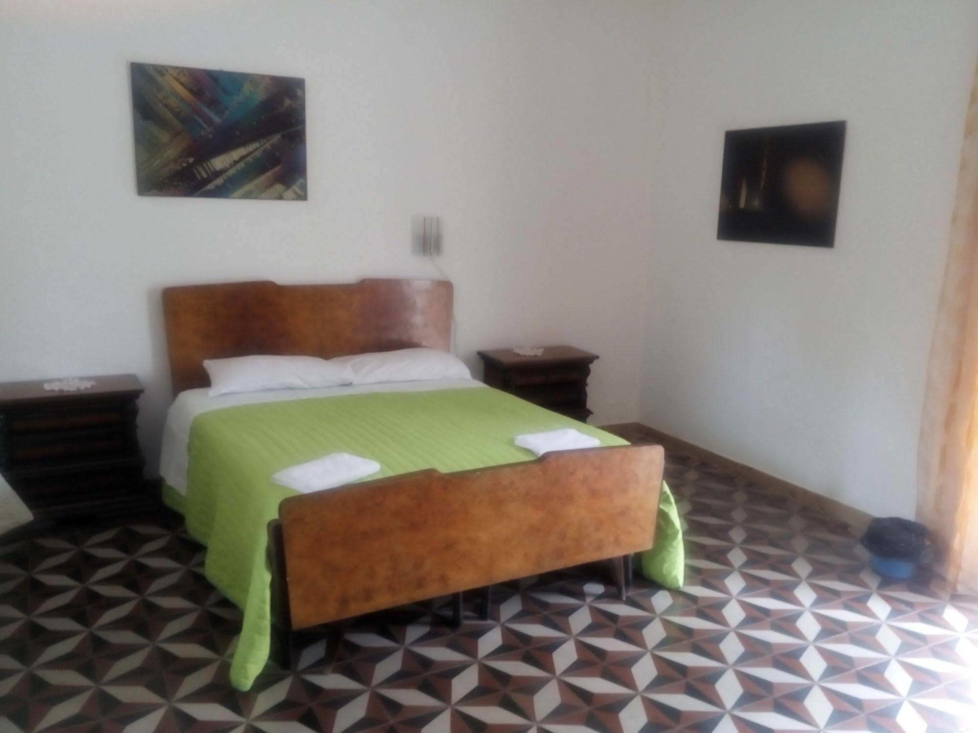Il Casale Otel Milazzo Dış mekan fotoğraf